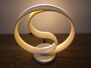 Luminaire rond LED YinYang, imprimé en 3D. Modèle 4.